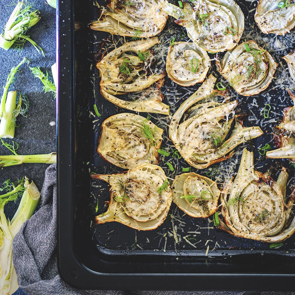 Pečený fenykl s parmezánem s černým Kampotským pepřem