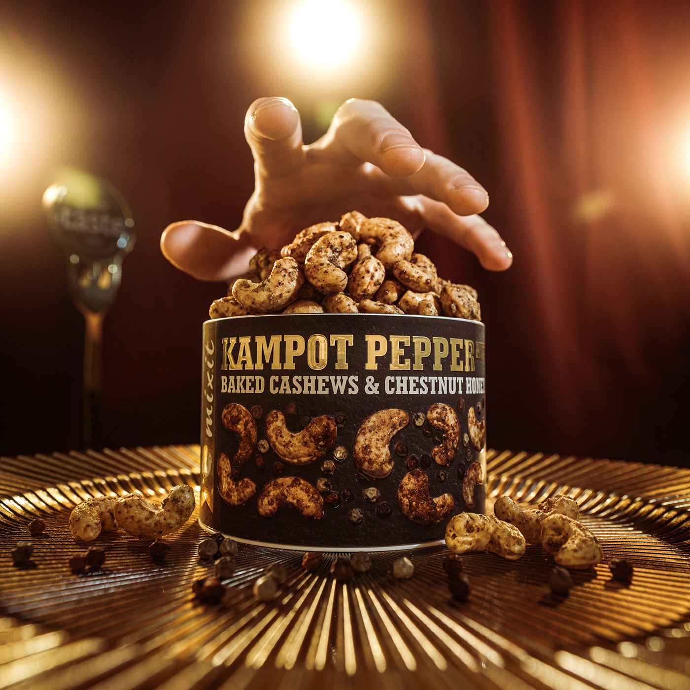 Mixit 3+1 – pečené ořechy s medem a Kampotským pepřem