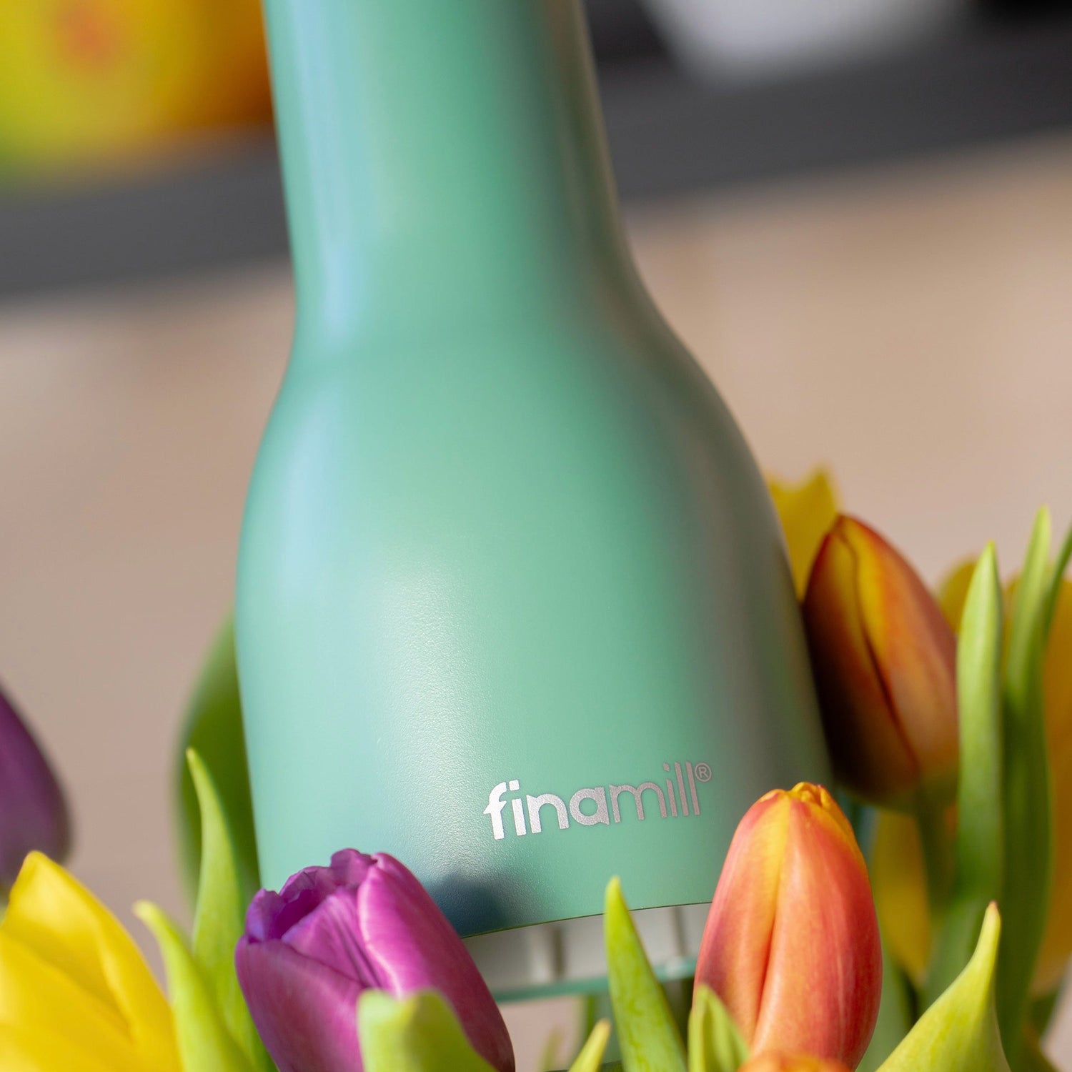 Jarní akce: dobíjecí zelený mlýnek FinaMill + zdarma Kampotský pepř a sůl za 986 Kč